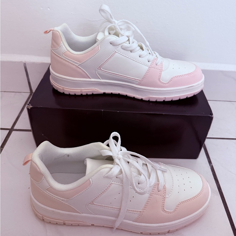 Primark Classic White/Pink Sneakers, never used